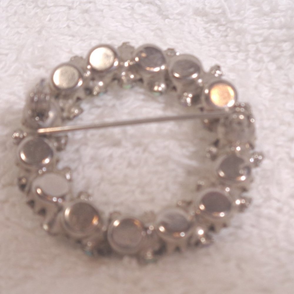 FINAL PRICE!! Unique Sparkling Rhinestone Brooch - Picture 4 of 4